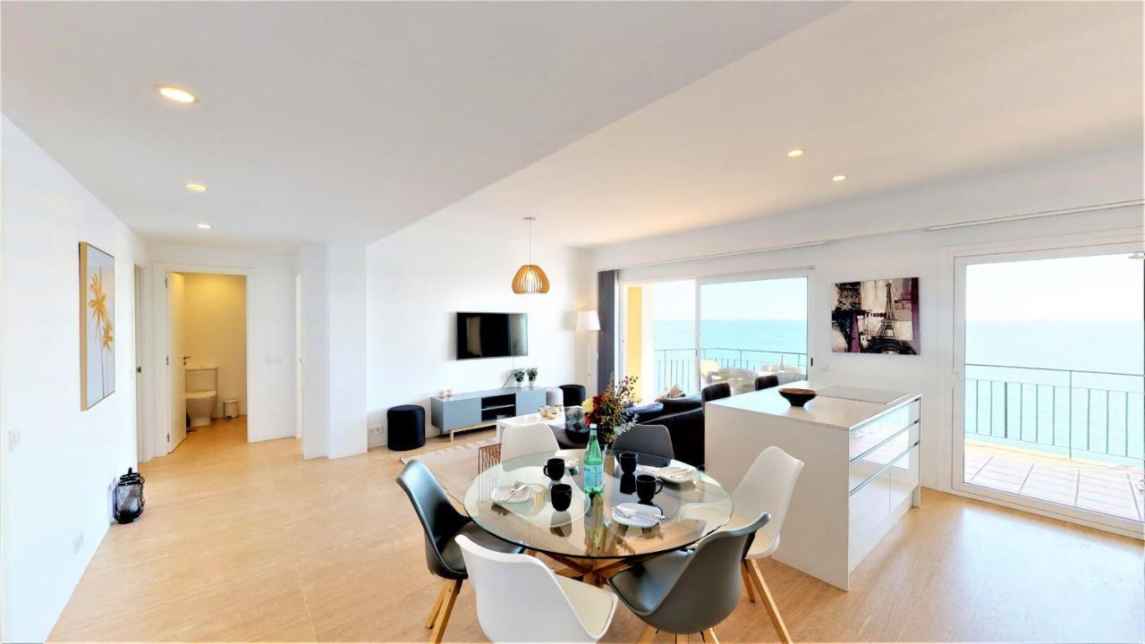 Olimpo - Fuengirola Beachfront Newly Renovated Apartment Buitenkant foto